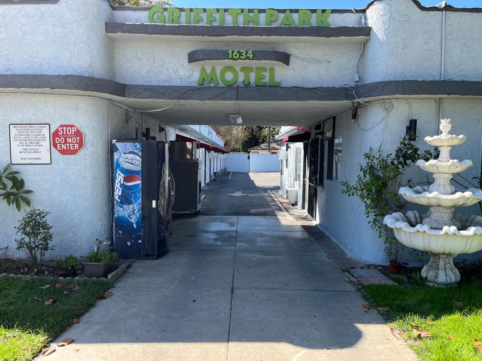 Griffith Park Motel, In Los Angeles Hollywood Area Глендейл Екстер'єр фото