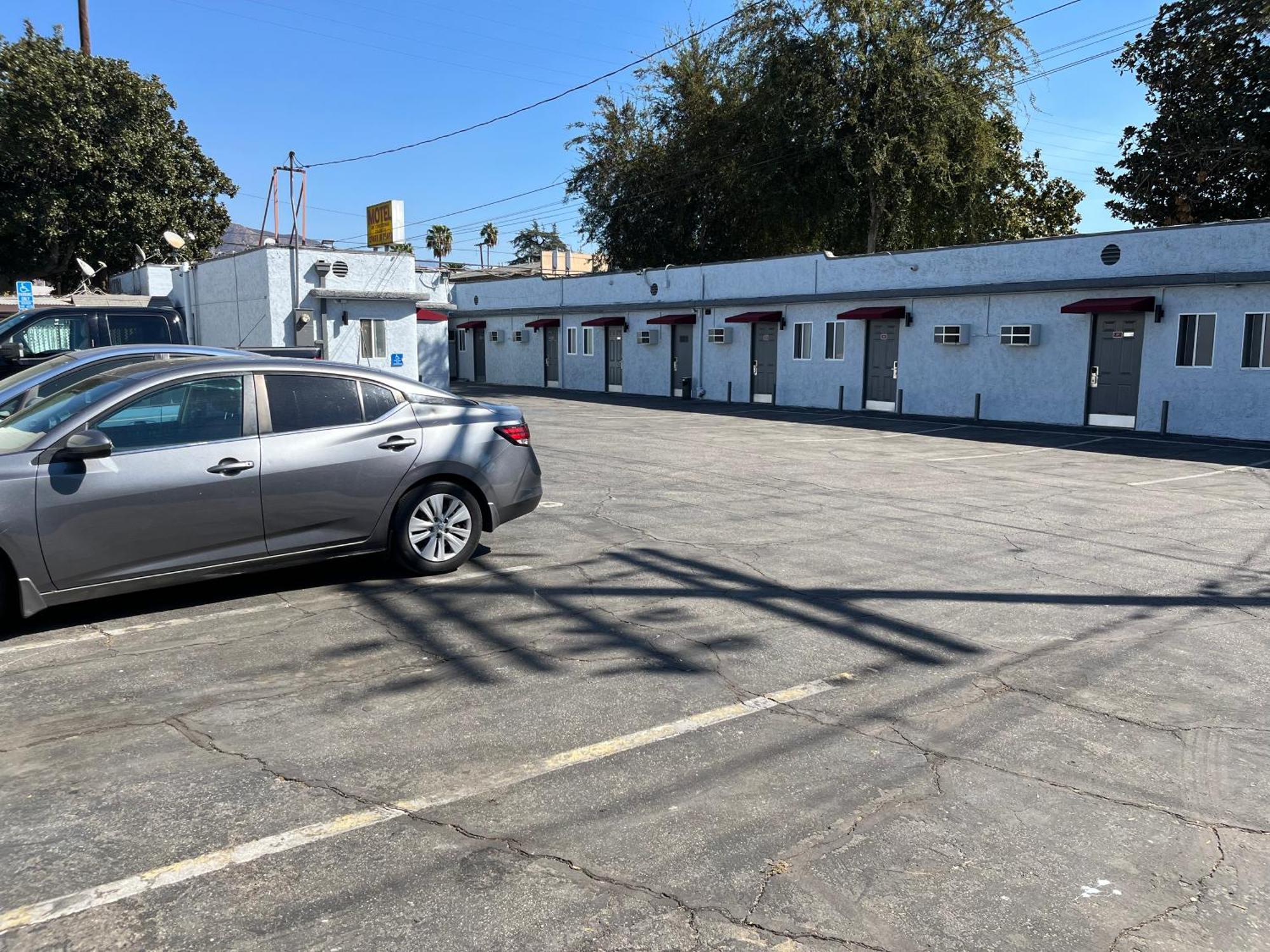 Griffith Park Motel, In Los Angeles Hollywood Area Глендейл Екстер'єр фото